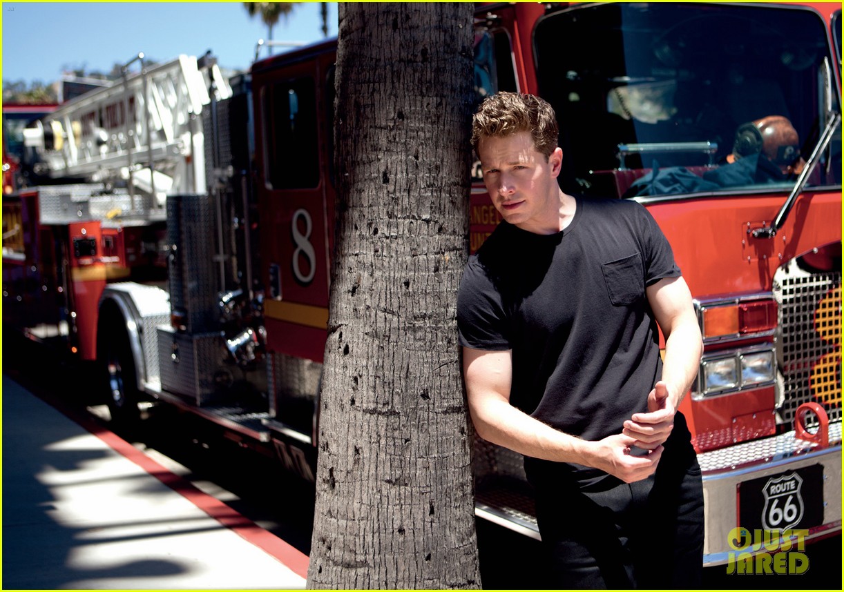 Josh Dallas Once Upon Da Man Photo Josh Dallas Magazine Pictures Just Jared