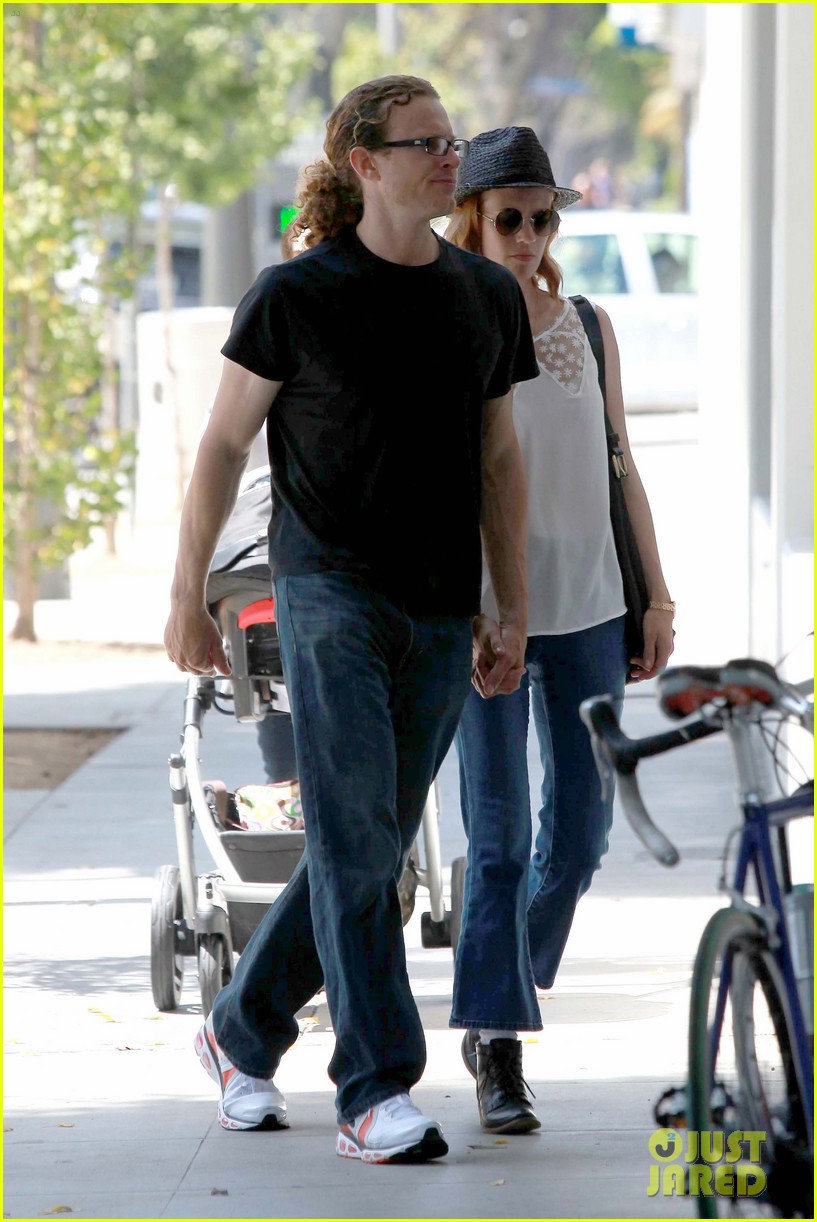 January Jones Holding Hands with Noah Miller! Photo 2705630 January