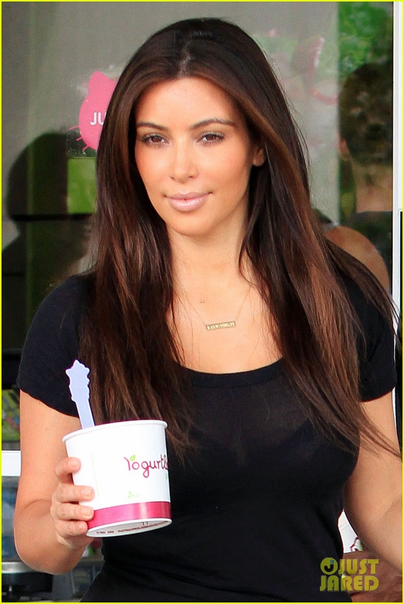 Kim Kardashian & Kanye West: Yogurtland Twosome!: Photo 2703657 | Kanye