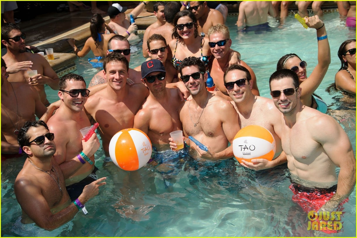 Ryan Lochte: Las Vegas Pool Party Weekend! | ryan lochte las vegas pool...