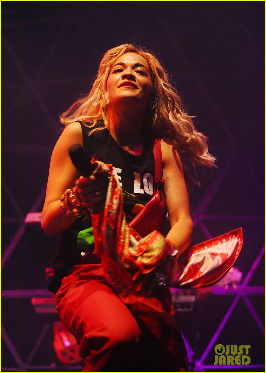 Rita Ora: V Festival Singer: Photo 2705419 | Photos | Just Jared