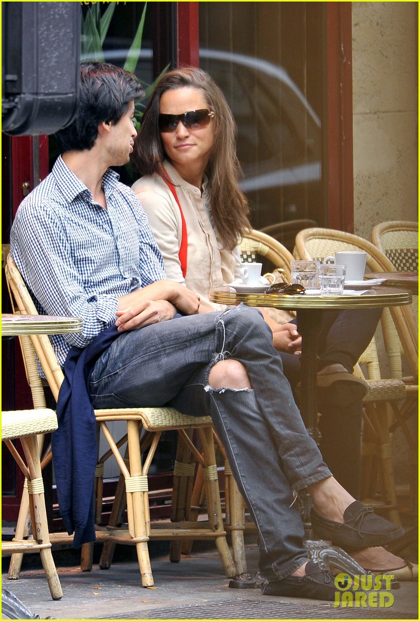 Pippa Middleton Paris Getaway! Photo 2709051 Pippa Middleton Photos
