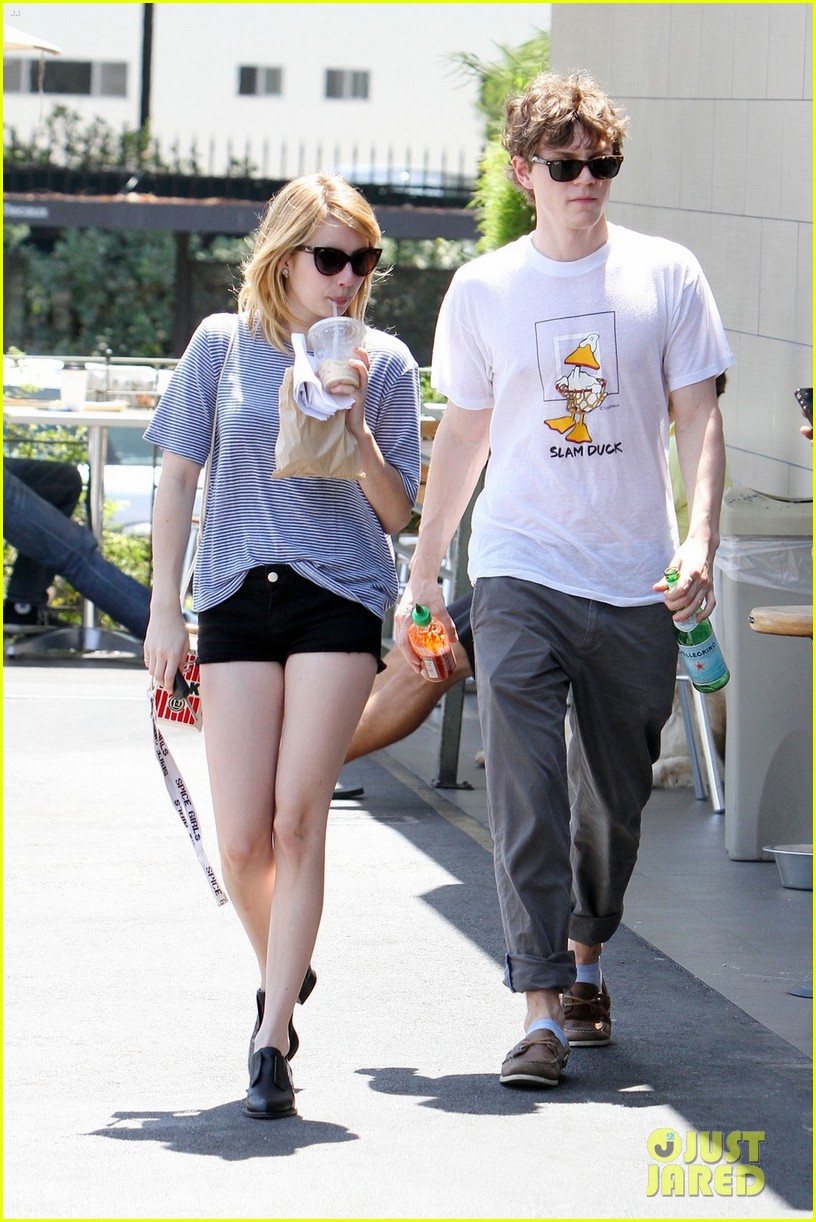 Emma Roberts & Evan Peters Cute Coffee Couple! Photo 2699848 Emma