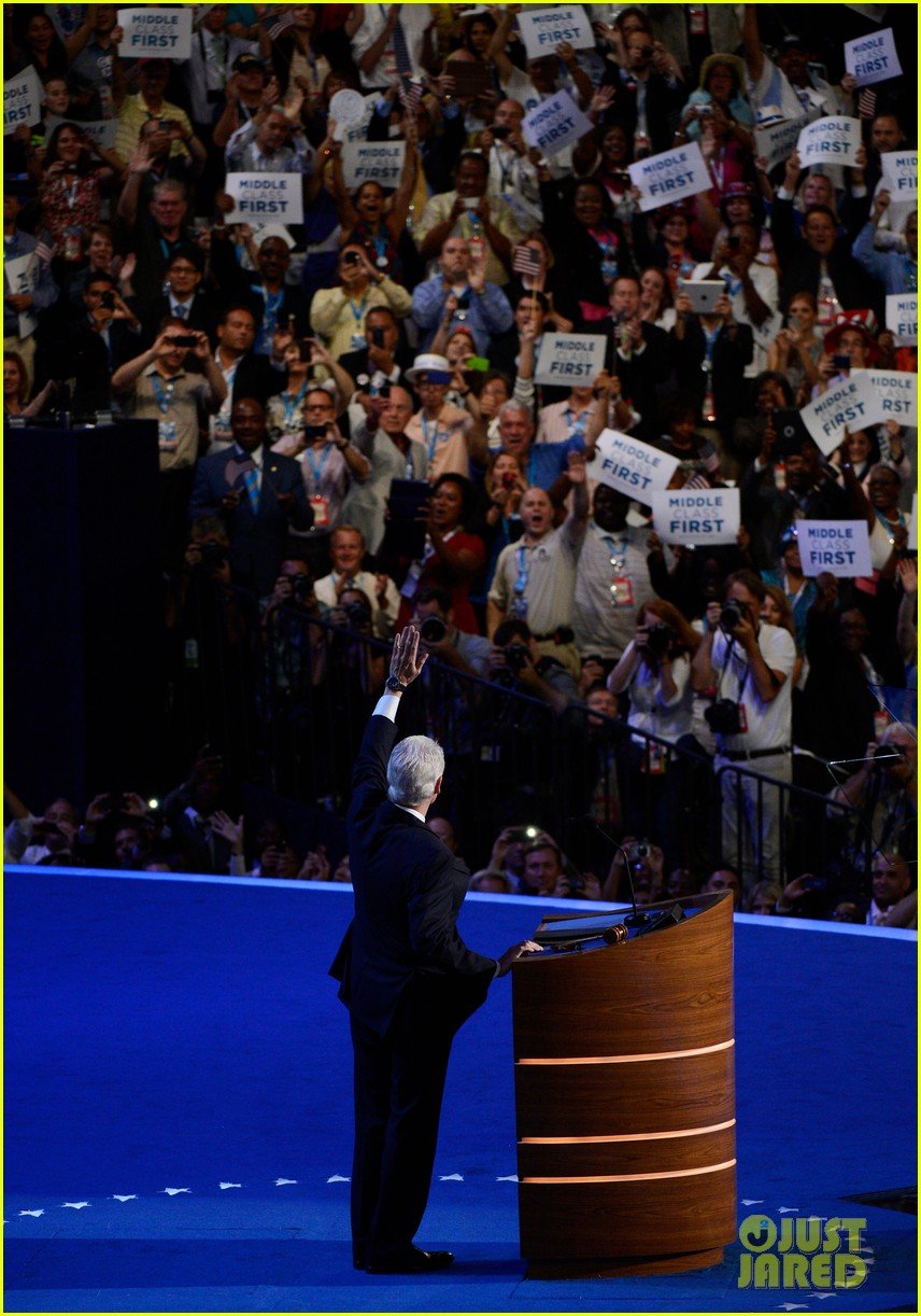 Watch Bill Clinton's Speech at Democratic National Convention! Photo