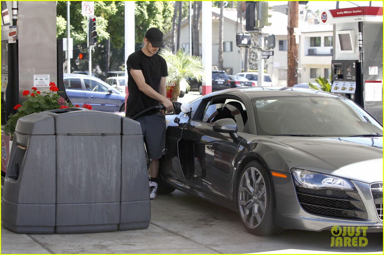 Hayden Christensen He's A Gas! Photo 2712612 Hayden Christensen