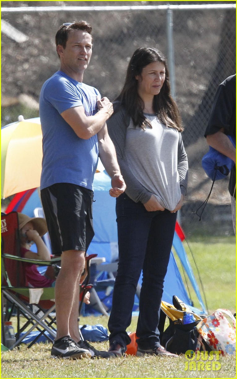 Stephen Moyer: Shirtless in Venice Beach!: Photo 2730402 | Celebrity