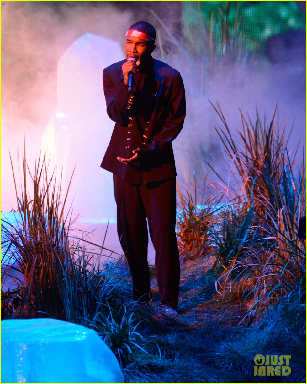 Frank Ocean's MTV VMAs Performance 2012 Watch Now! Photo 2715799