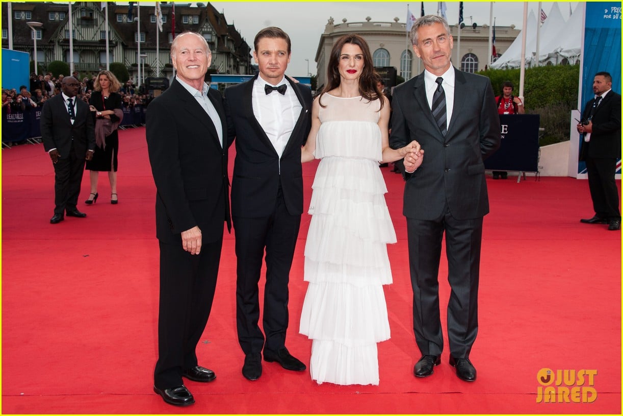 Rachel Weisz: 'Bourne Legacy' France Premiere with Jeremy Renner ...
