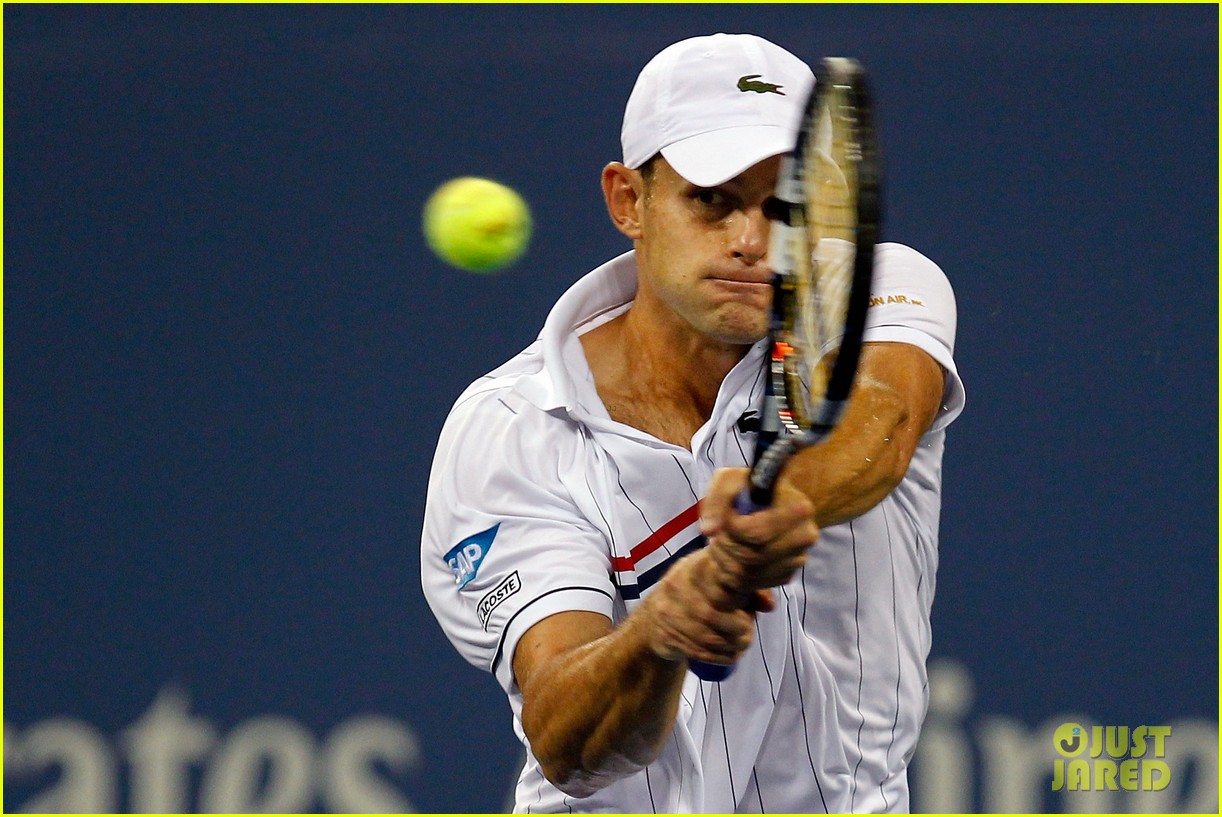 Andy Roddick Plays Final Tennis Match, Brooklyn Decker Cries Photo