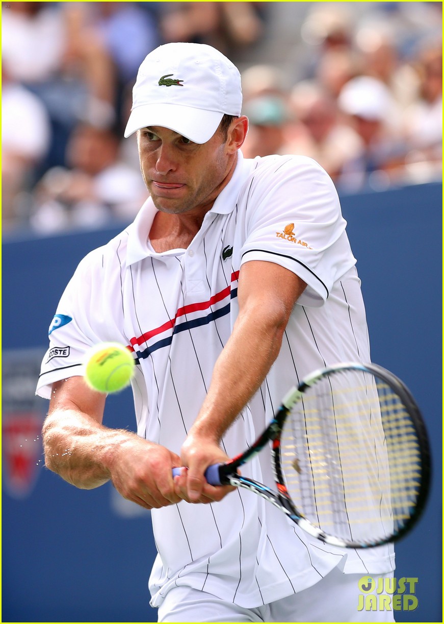 Andy Roddick Plays Final Tennis Match, Brooklyn Decker Cries Photo