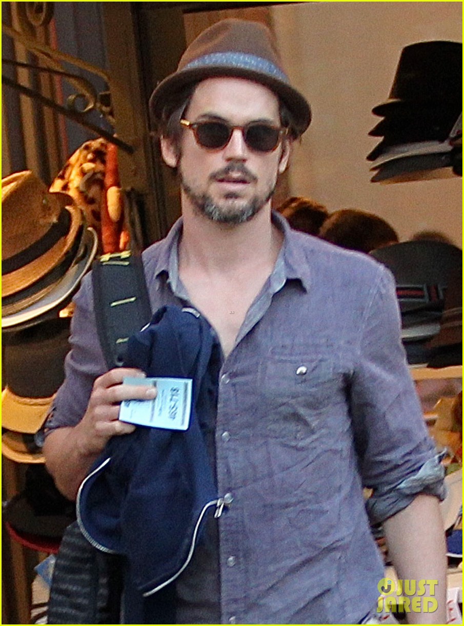 Photo: matt bomer hotel transylvania with the boys 01 | Photo 2735384