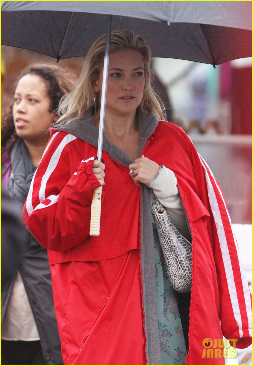 Eva Mendes Curly Hair for 'Clear History'! Photo 2732458 Eva Mendes