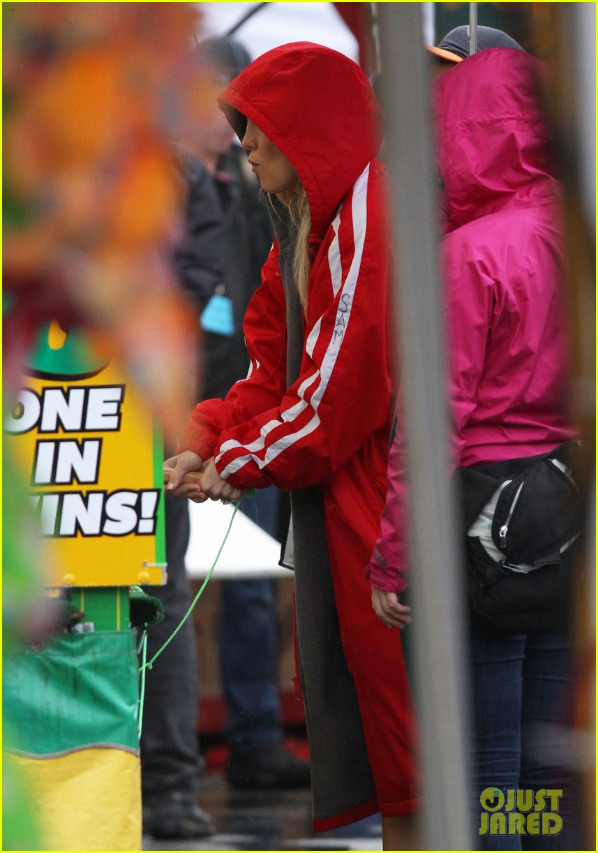 Eva Mendes Curly Hair for 'Clear History'! Photo 2732469 Eva Mendes