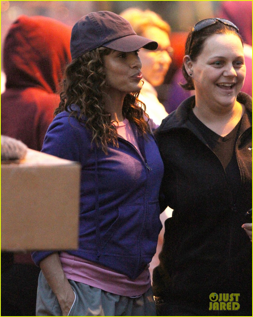 Eva Mendes Curly Hair for 'Clear History'! Photo 2732480 Eva Mendes