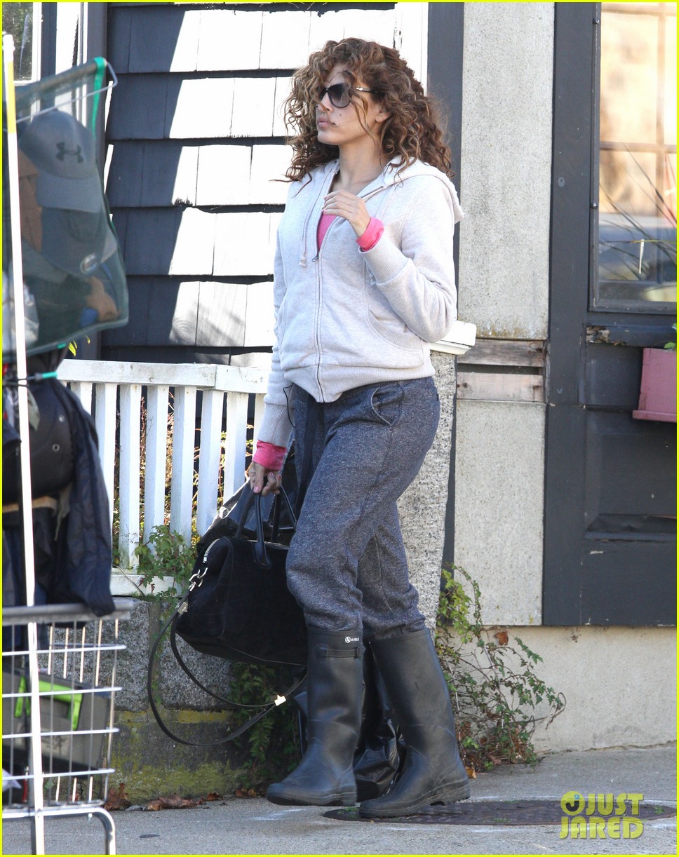 Eva Mendes & Liev Schreiber 'Clear History' Set! Photo 2743268 Eva