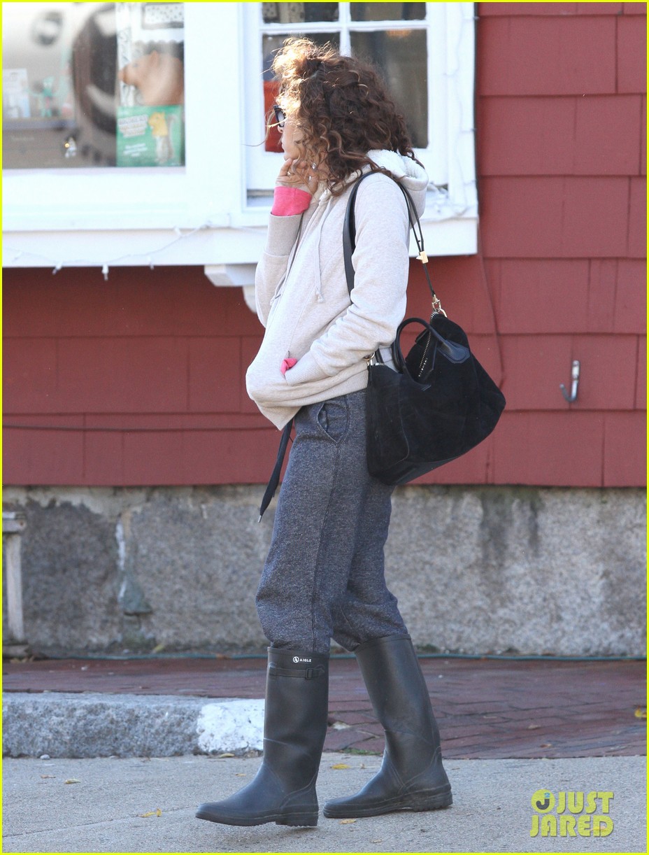 Eva Mendes & Liev Schreiber 'Clear History' Set! Photo 2743284 Eva