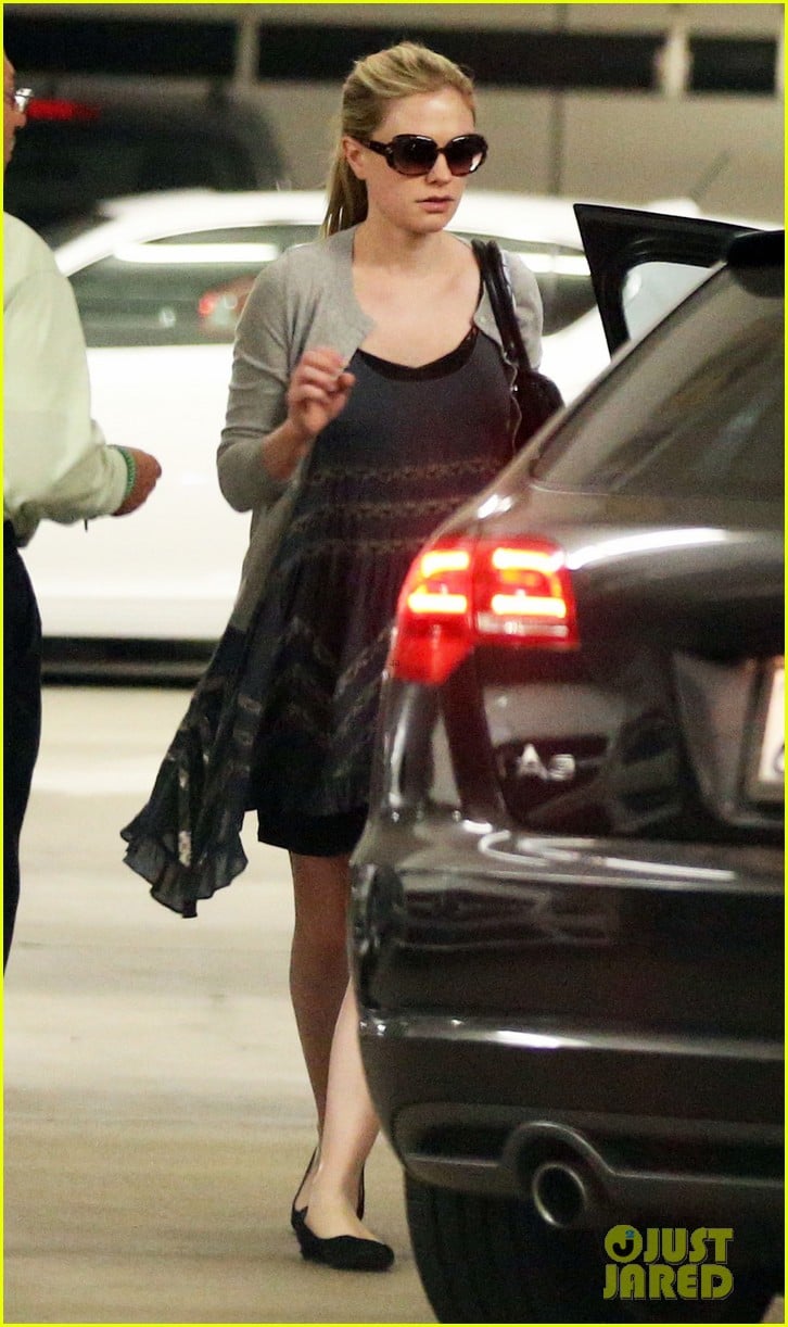 Anna Paquin Visits Her Twins at CedarsSinai Hospital Photo 2731864 Anna Paquin Photos Just