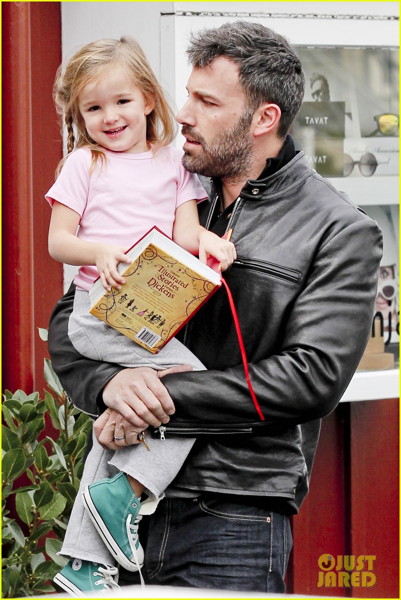 Ben Affleck Daddy's Day with Violet & Seraphina! Photo 2754058 Ben