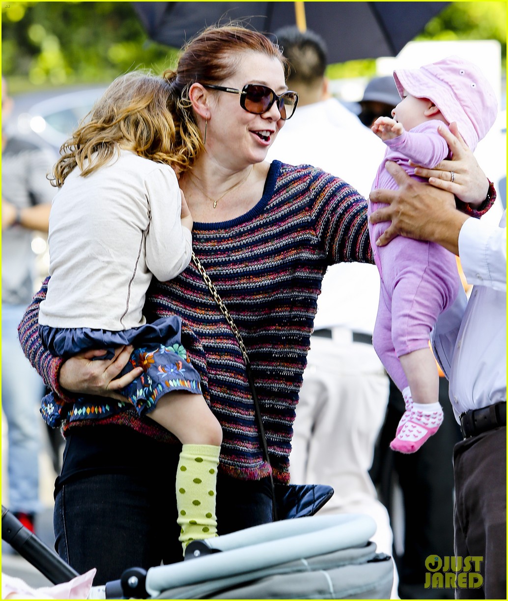 Alyson Hannigan Girls Day Out with Satyana & Keeva! Photo 2881623