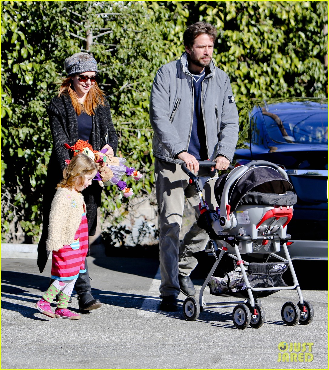 Alyson Hannigan Family Outing with Alexis Denisof! Photo 2781585(02)
