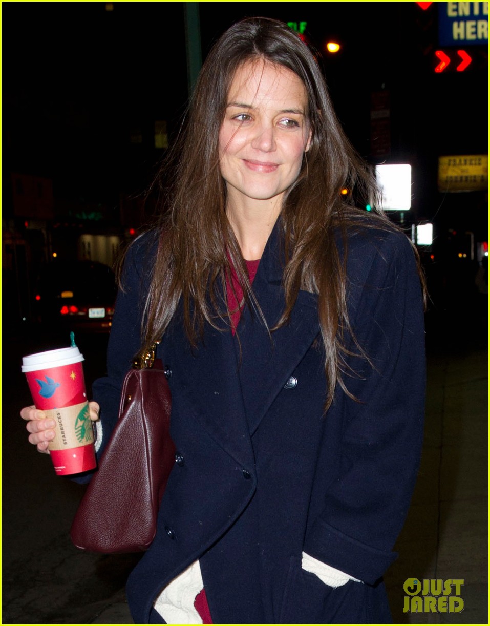 katie holmes broadway play dead accounts sets early closing 052781517