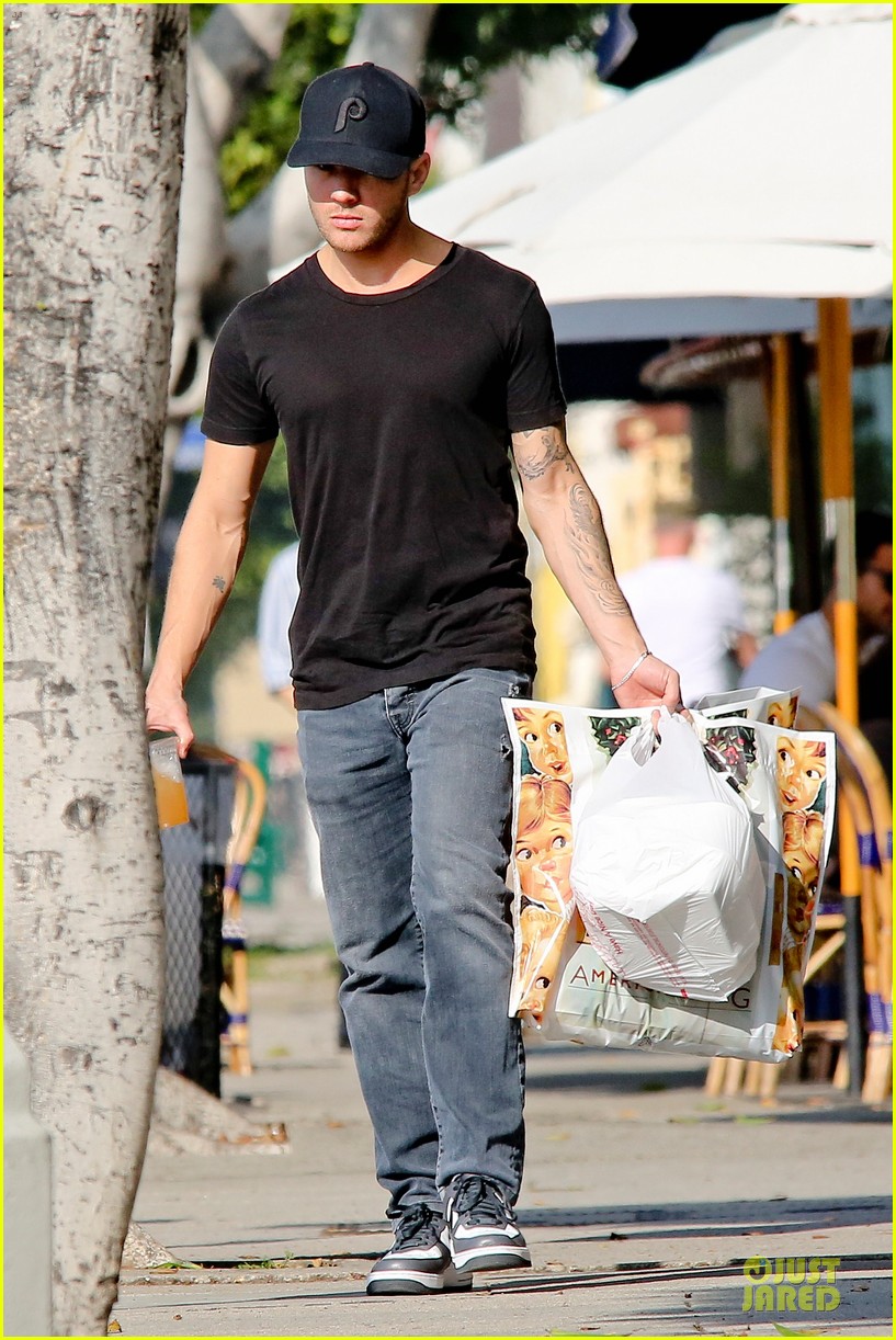 Reese Witherspoon & Jim Toth: Deacon's Soccer Game with Ryan Phillippe