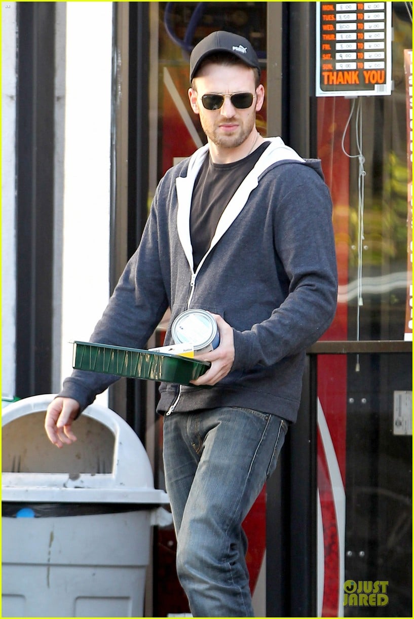 Chris Evans Ace Hardware Handyman! Photo 2800511 Chris Evans Photos