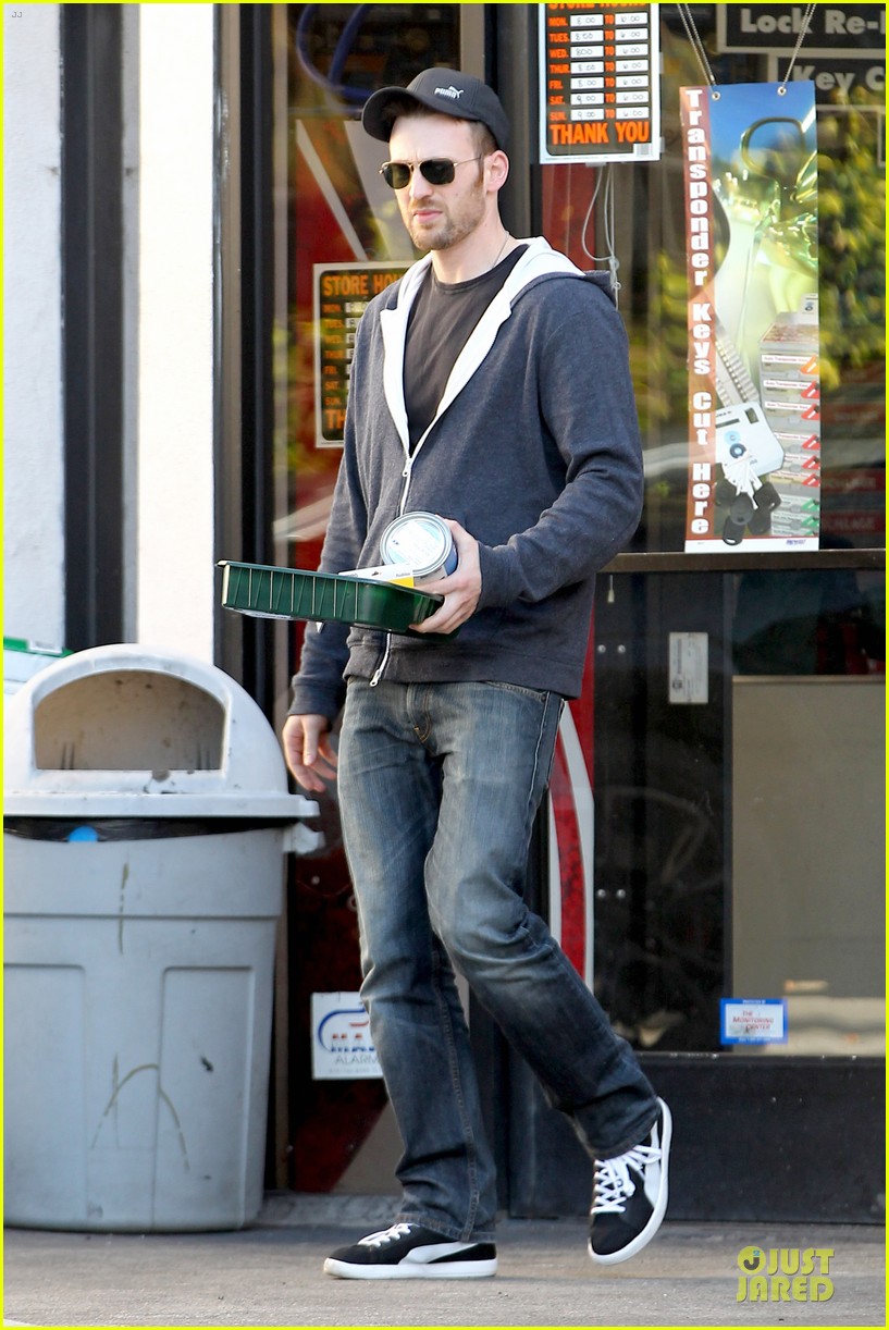 Chris Evans Ace Hardware Handyman! Photo 2800513 Chris Evans Photos