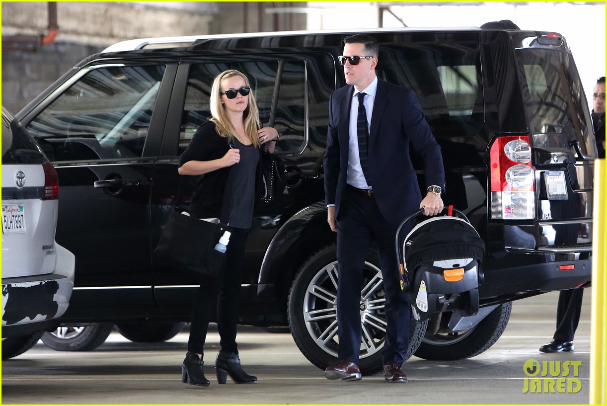 Reese Witherspoon Doctor's Appointment with Tennessee! Photo 2800820