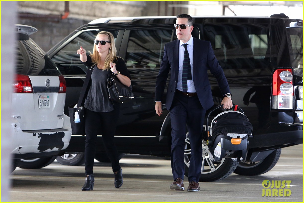 Reese Witherspoon Doctor's Appointment with Tennessee! Photo 2800831