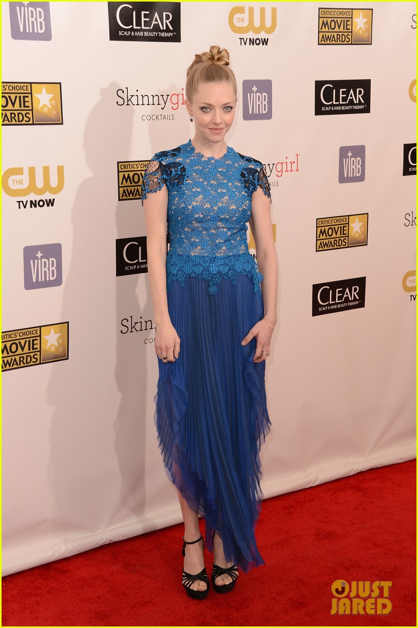 Amanda Seyfried & Eddie Redmayne - Critics' Choice Awards 2013: Photo
