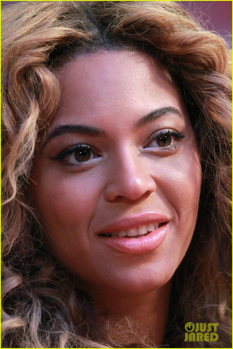 Beyonce & JayZ NBA AllStar Game! Photo 2814338 Beyonce Knowles(02)
