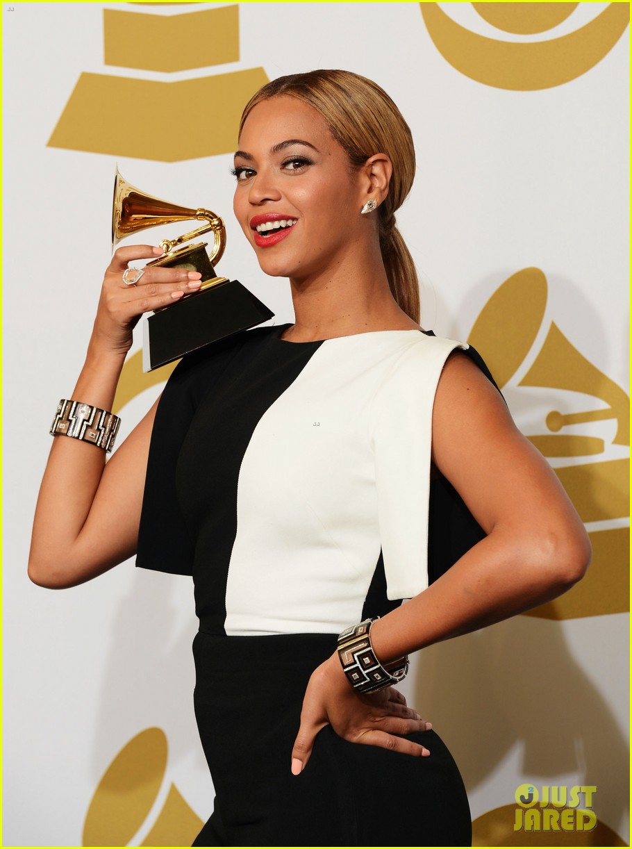 Beyonce & Jay-Z: Grammys 2013 Winners Room Photos!: Photo 2809645 ...