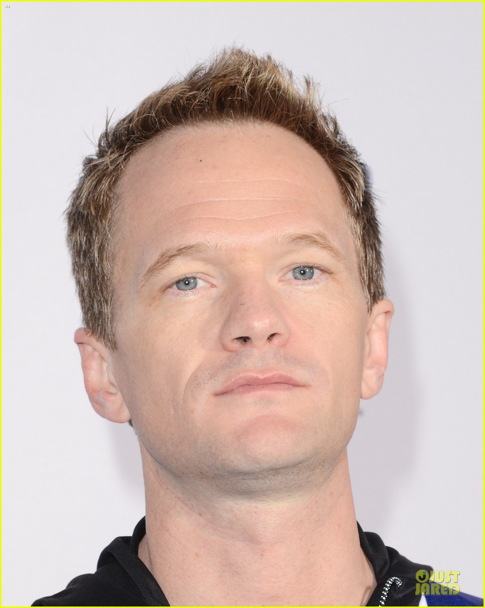 Matt Bomer & Ryan Kwanten: Celebrity Beach Bowl Party Guys!: Photo