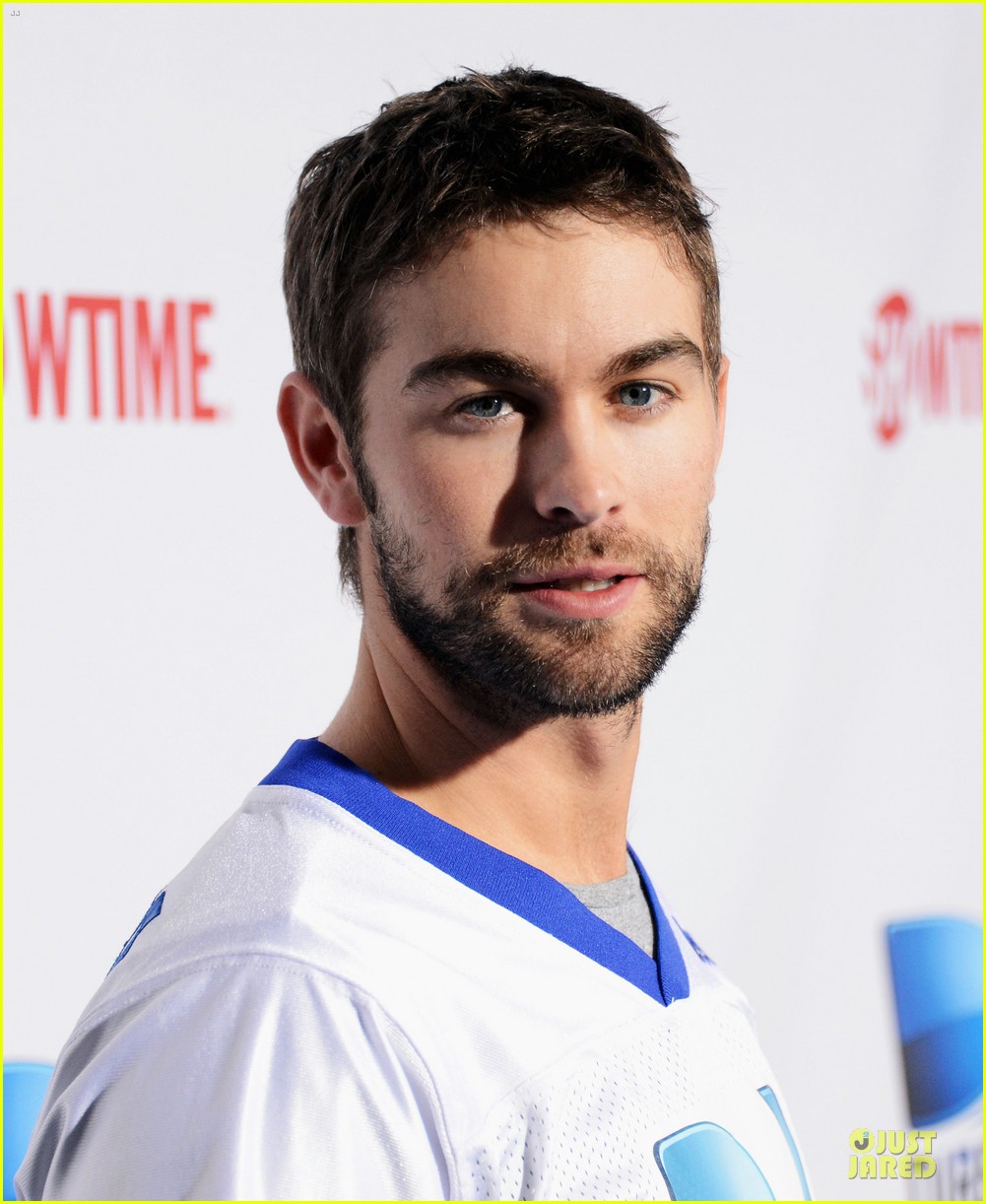 Matt Bomer & Ryan Kwanten: Celebrity Beach Bowl Party Guys!: Photo