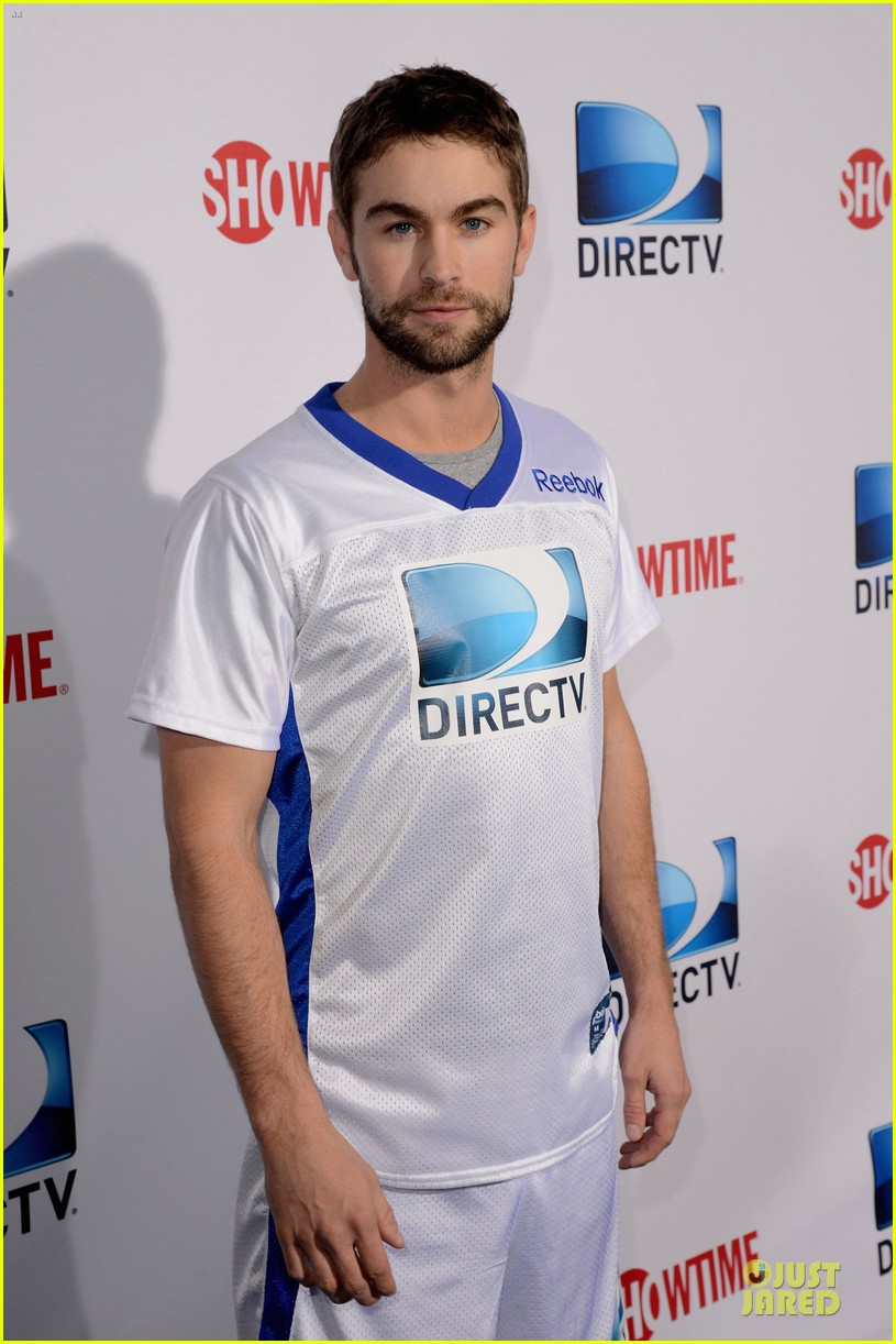 Matt Bomer & Ryan Kwanten: Celebrity Beach Bowl Party Guys!: Photo