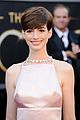 anne hathaway oscars 2013 red carpet 04