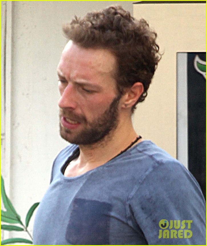 Chris Martin Coldplay's 'Clocks' Crowned 'Greatest Hit' Photo 2804195 Chris Martin Photos