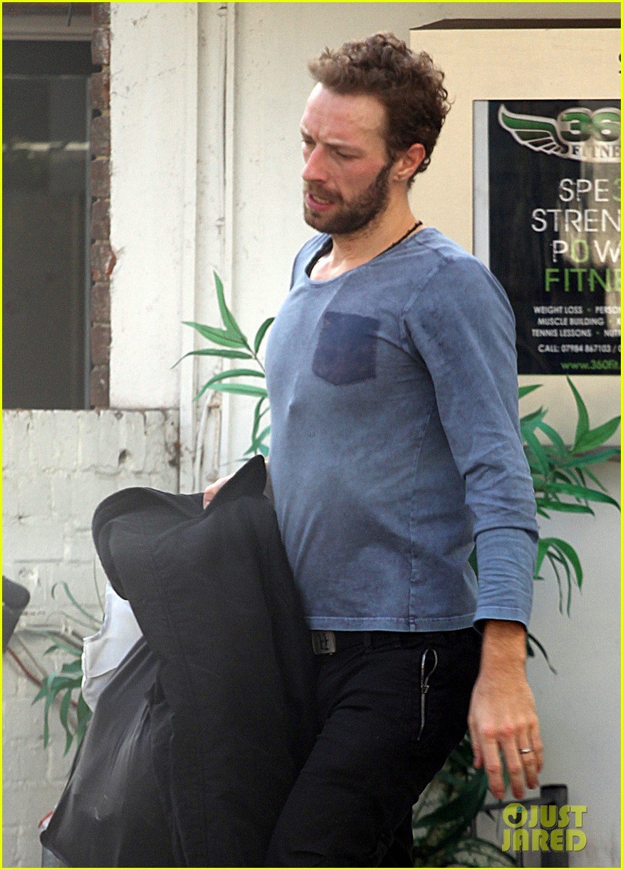 Chris Martin Coldplay's 'Clocks' Crowned 'Greatest Hit' Photo 2804196 Chris Martin Photos