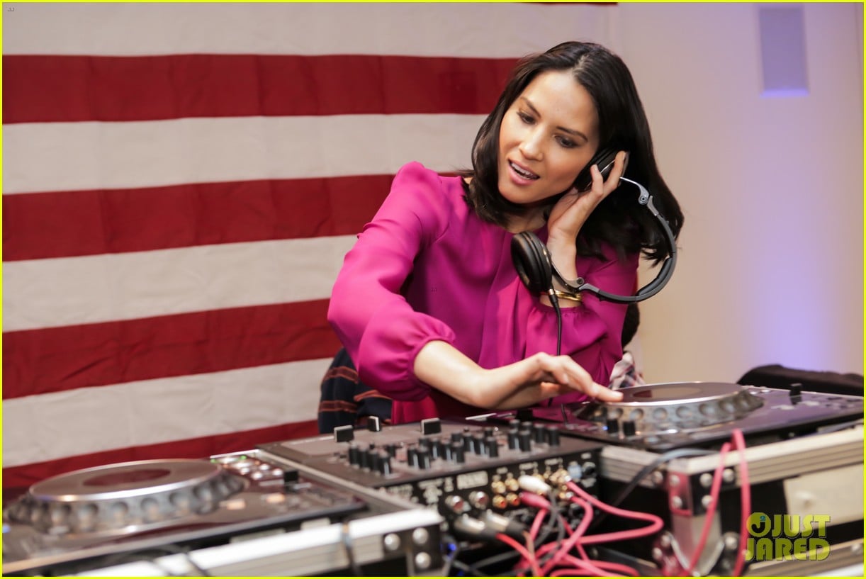 Olivia Munn Jeep Operation Safe Return Launch Event! Photo 2806502