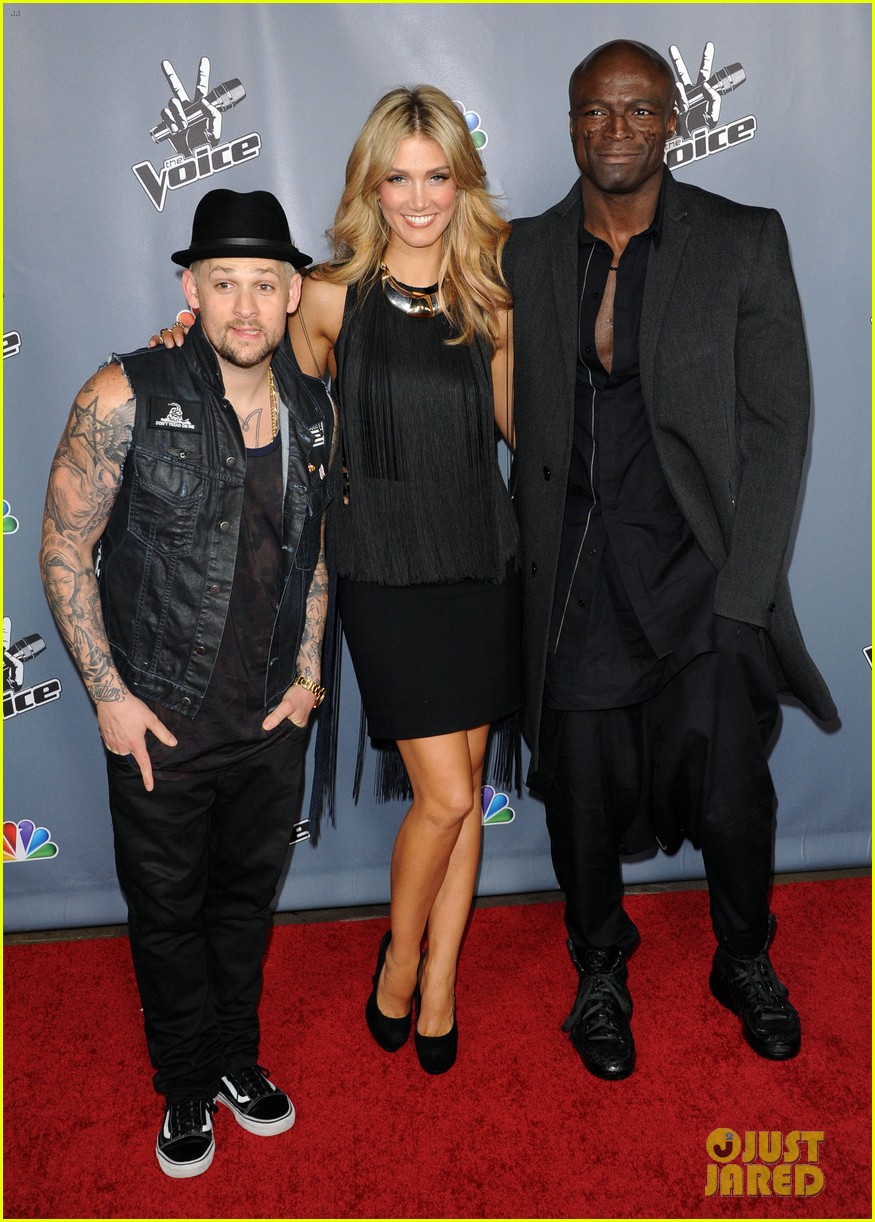 Christina Aguilera & Usher 'The Voice' Season 4 Screening! Photo
