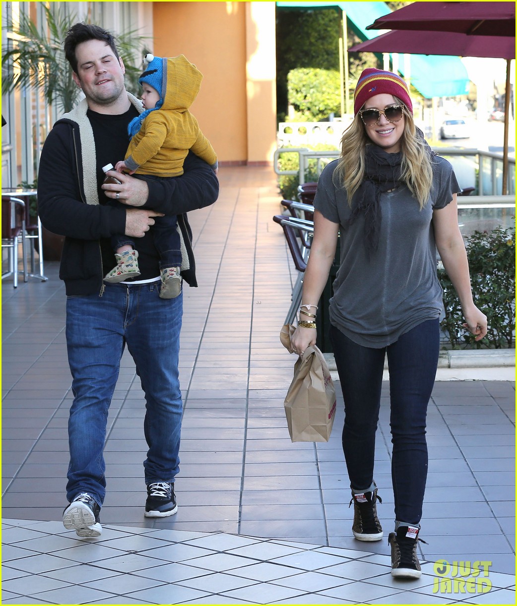 Hilary Duff & Mike Comrie Family Fun Weekend with Luca! Photo 2828949