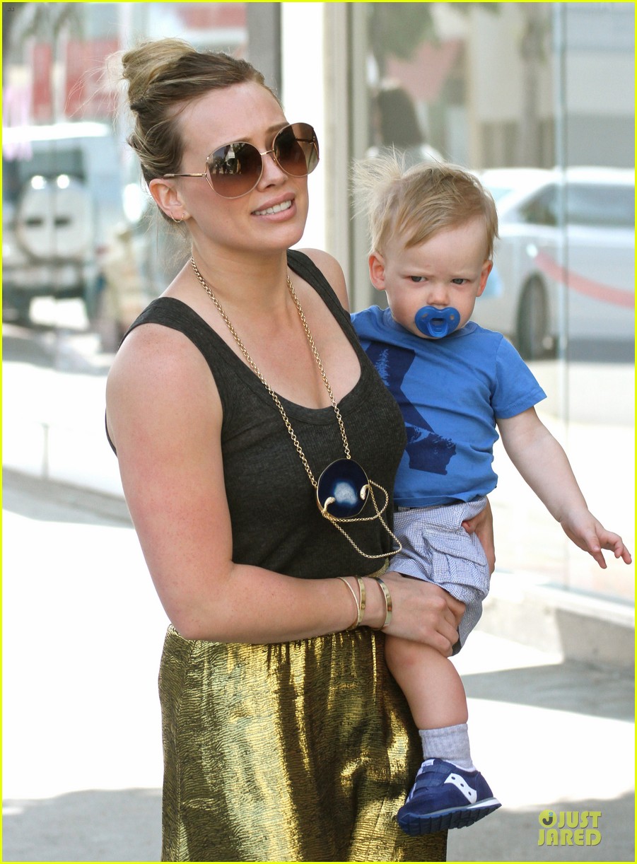 Hilary Duff: Luca's Walking Practice!: Photo 2831703 | Celebrity Babies