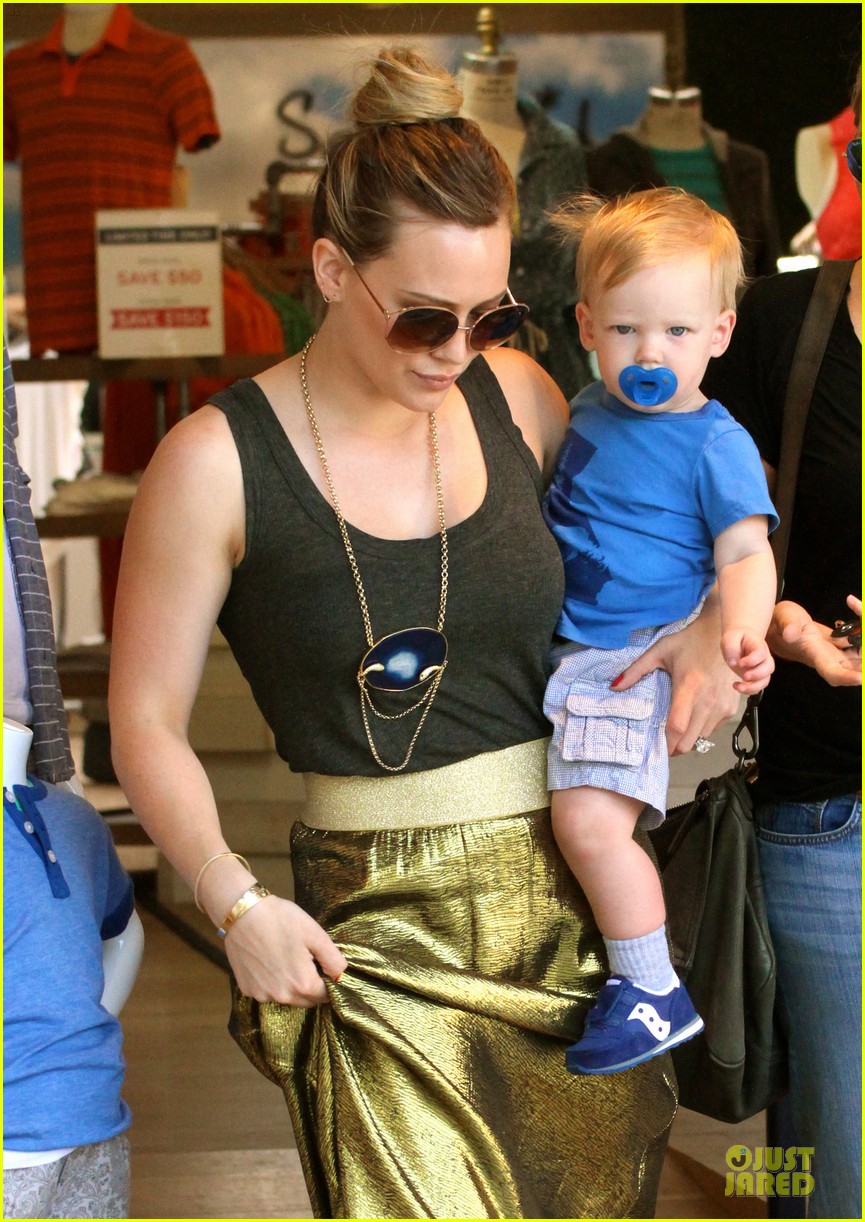 Hilary Duff: Luca's Walking Practice!: Photo 2831713 | Celebrity Babies
