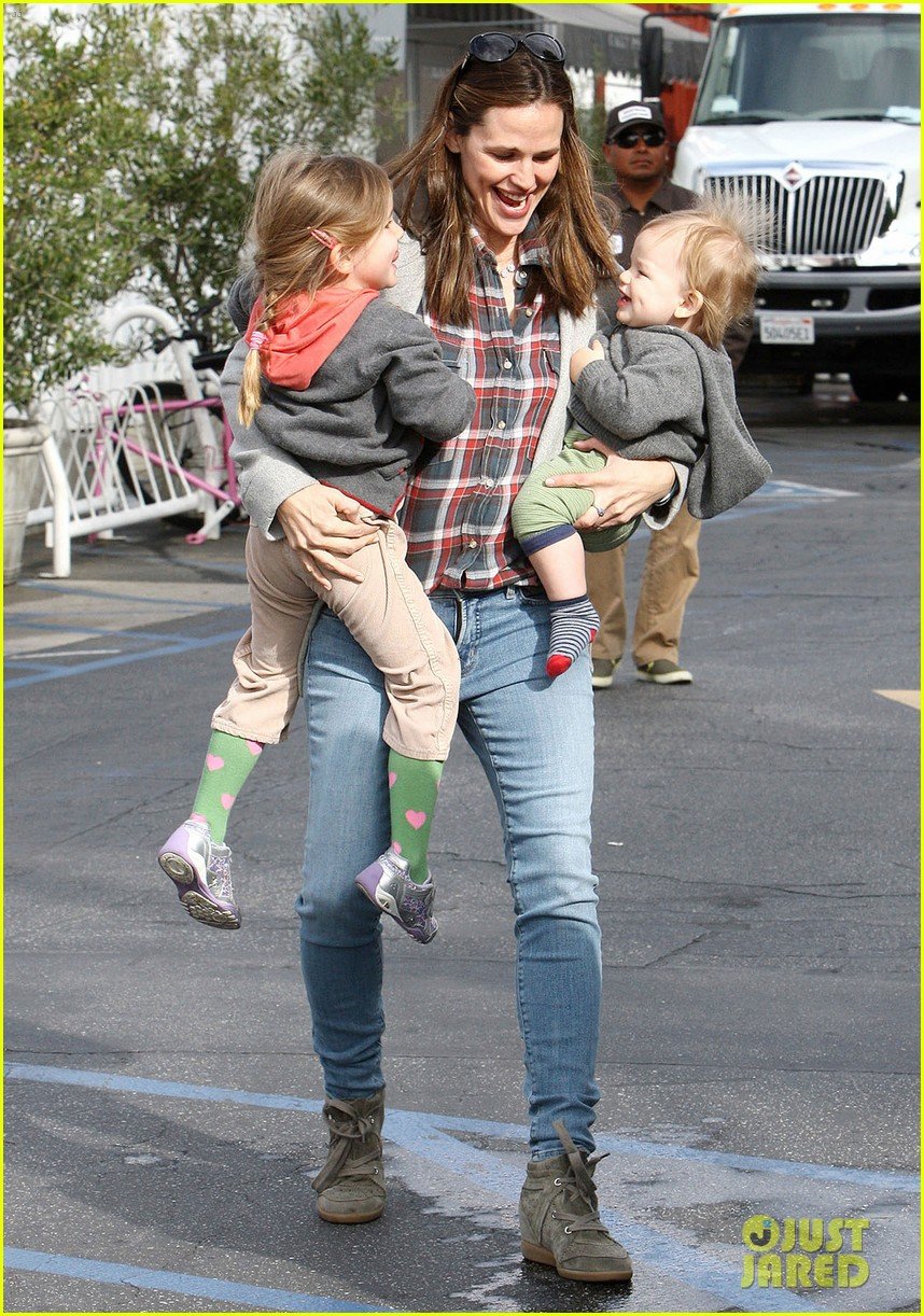 Jennifer Garner Has Her Hands Full with Seraphina & Samuel! Photo