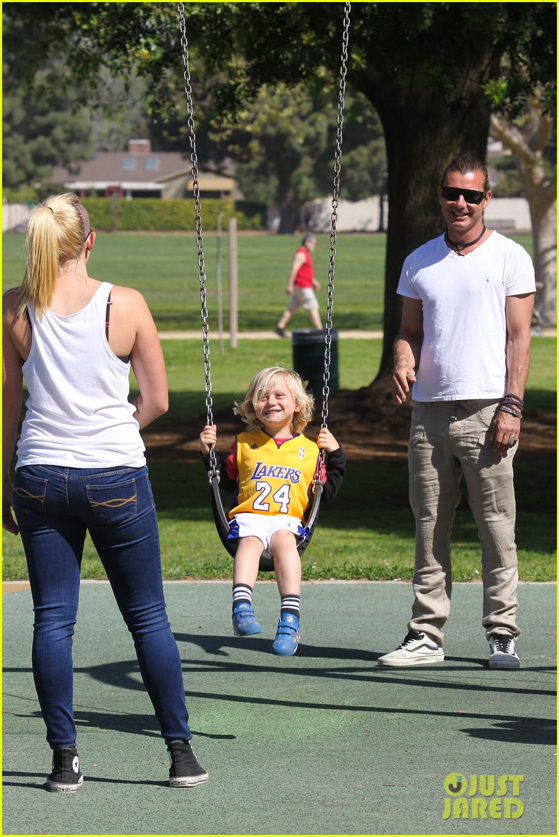 Gwen Stefani & Gavin Rossdale Family Fun at the Park! Photo 2837309