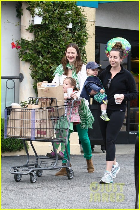 Jennifer Garner: St. Patrick's Day Shopping with Seraphina & Samuel