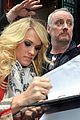 carrie underwood dublin sang every word with me 02