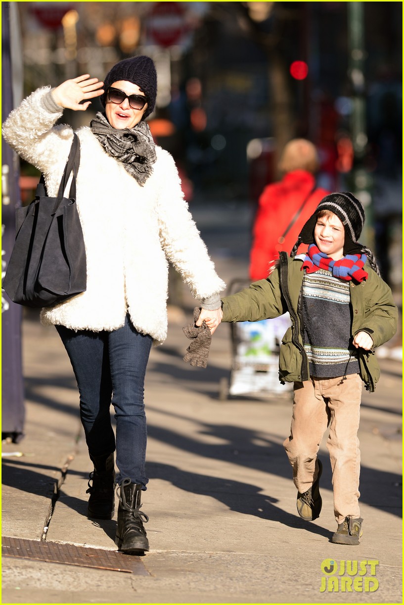 Rachel Weisz Morning Stroll with Henry! Photo 2830067 Celebrity