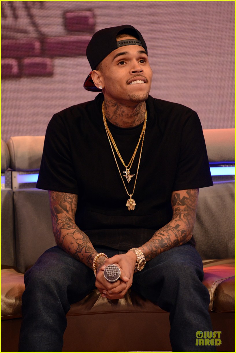 Chris Brown 'Fine China' Promotion on '106 & Park'! Photo 2841667